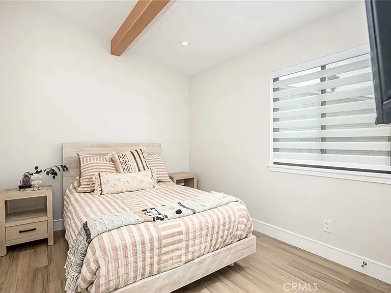 262 Barbara Ave — Photo 10