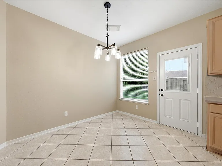 3711 Slocom Dr — Photo 16