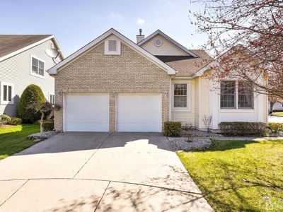 33 Chandler Ct, Monroe Township, NJ, 08831