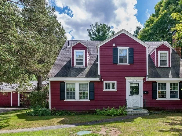 1248 Pleasant St, Brockton, MA 02301