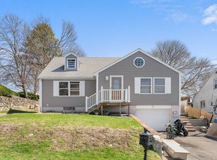 14 Wahtera Rd, Peabody, MA 01960