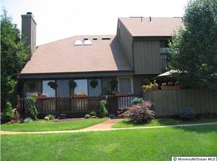51 Cotswold Cir, Ocean, NJ 07712
