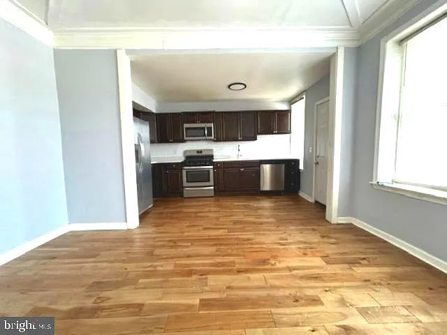 4639 Sansom St #1 — Photo 18
