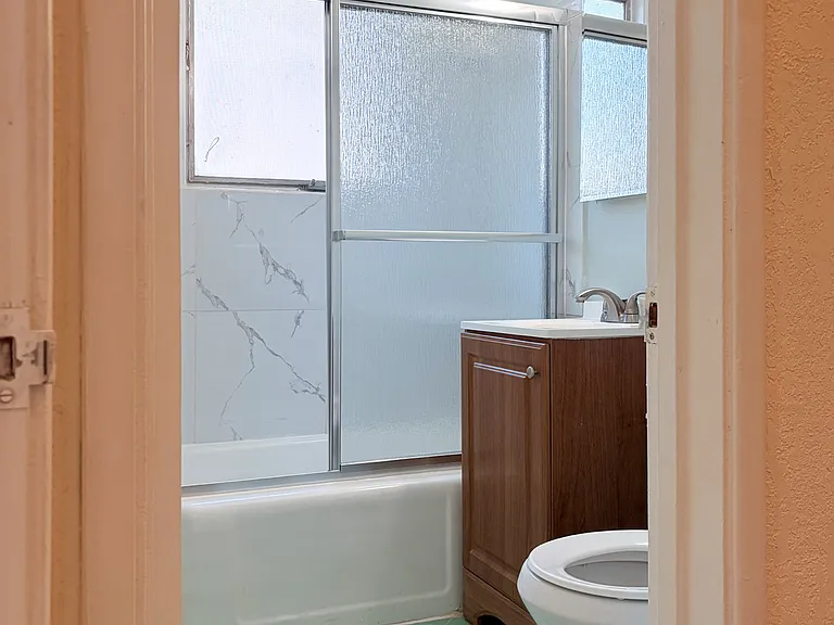2511 N St #7 — Photo 7