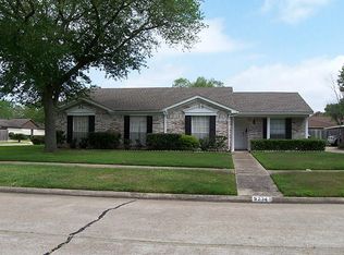 9234 Claridge Dr, Houston, TX 77031