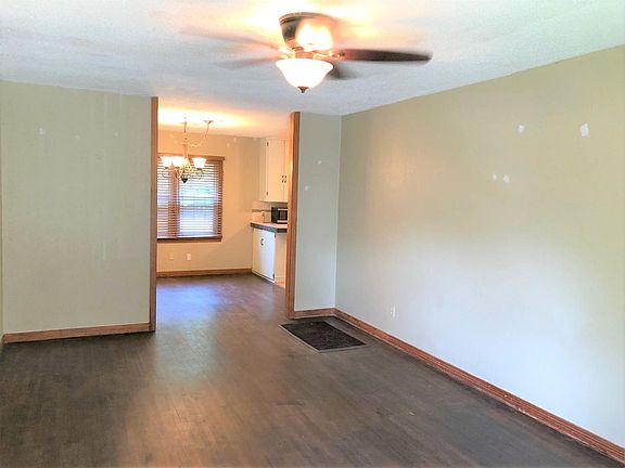 2nd image of 1410 N Ramsey St