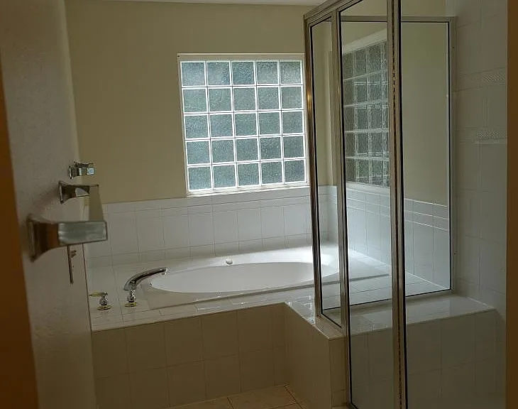 21 S Michillinda Ave — Photo 16