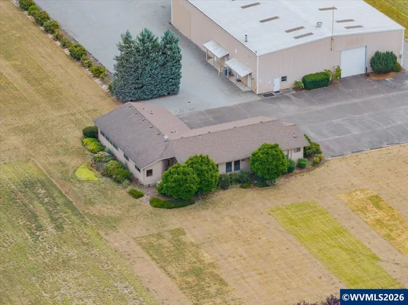 33725 Columbus St, Albany, OR 97322