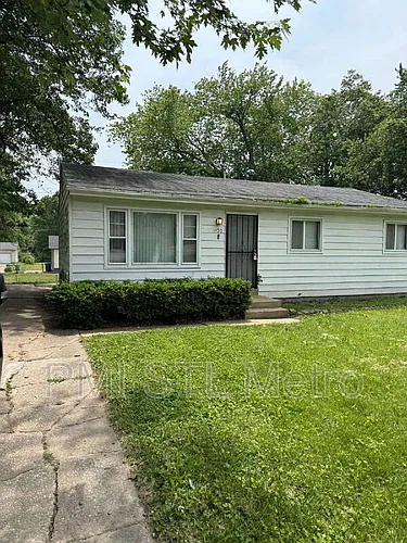1450 Fairmeadows Ln Photo 1