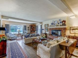 24340 Yellowstone Trl, Shorewood, MN 55331