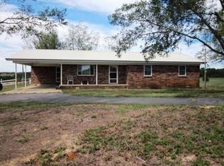 3137 Alpine Meadows Rd, Russellville, AR 72802