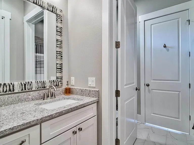 989 Forest Shore Dr — Photo 27