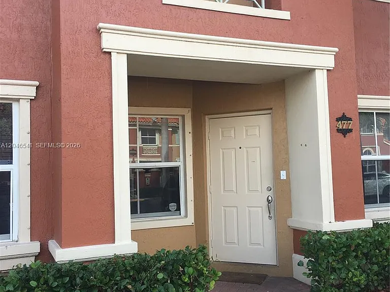 11528 NW 60th Ter #477 — Photo 1