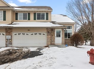 9811 Hamlet Ln S, Cottage Grove, MN 55016