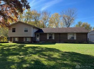 8921 Spring Run Ln, Dayton, OH 45458