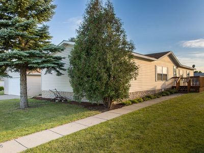 3906 Avondale Dr, Bismarck, ND, 58503