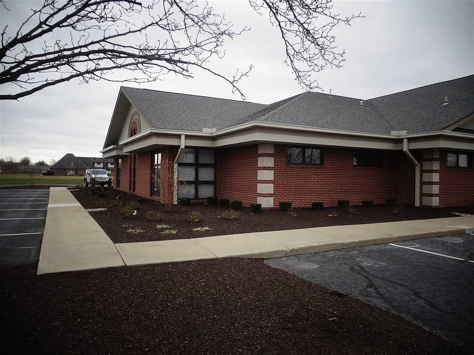 2nd image of 321 E Northfield Dr
