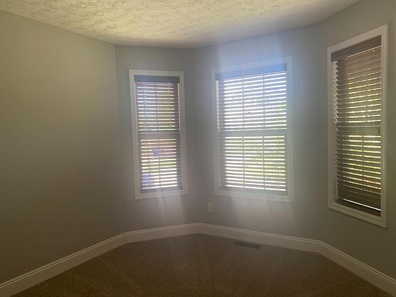 4th image of 3336 Bay Springs Park