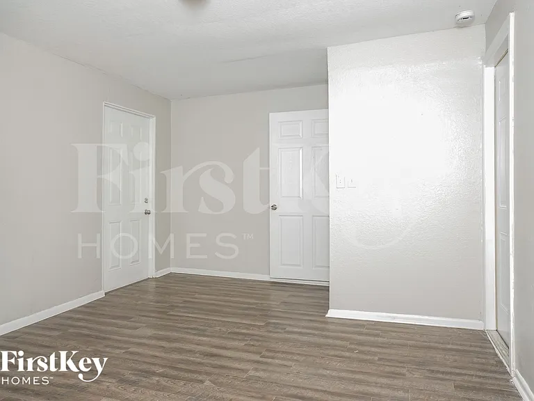 3567 Harbor Blvd — Photo 13