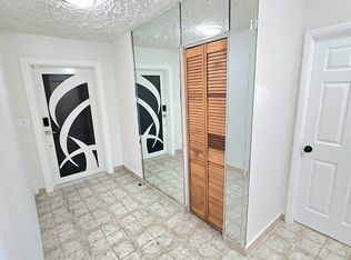 14800 Robinson St, Miami, FL 33176