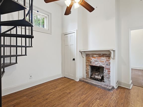 5th image of 927 Toulouse St #104