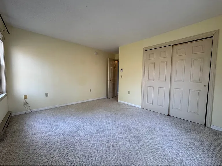 26 Somerset — Photo 9