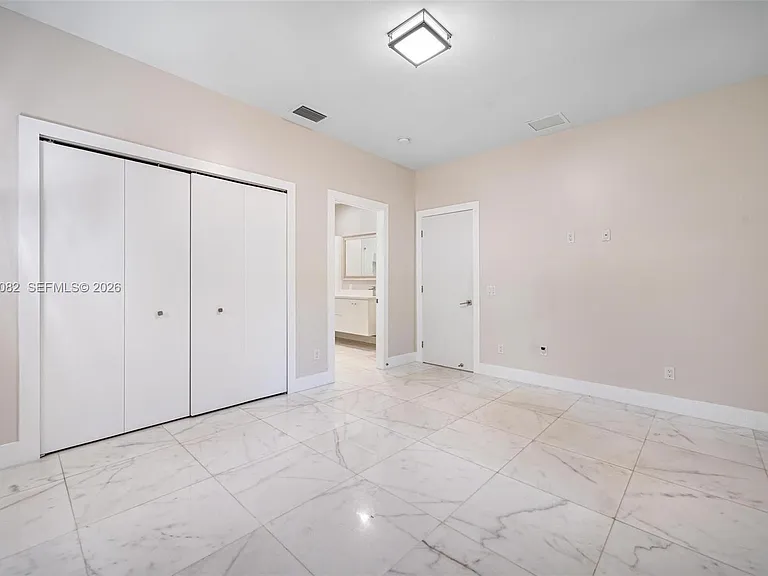 511 Madeira Ave — Photo 15