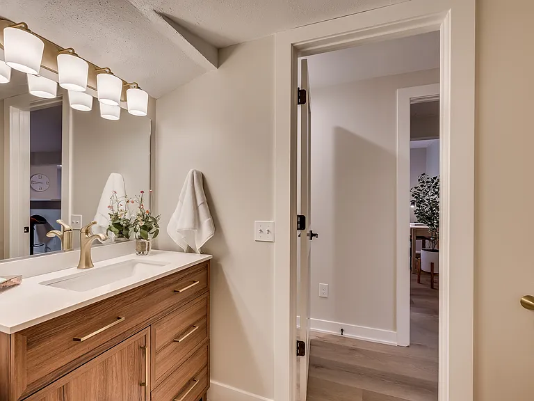 5021 Beacon Hill Rd #2 — Photo 13
