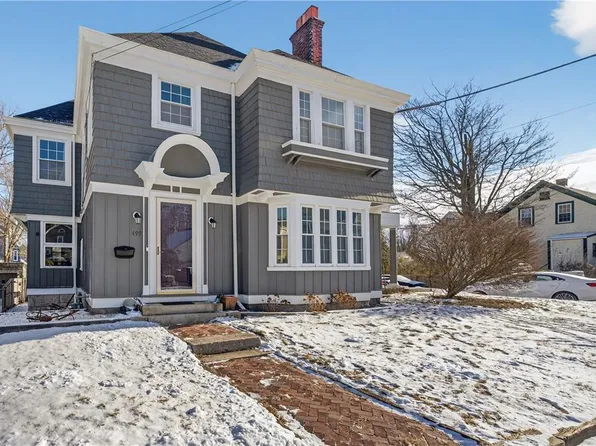 499 Hanover St, Fall River, MA 02720