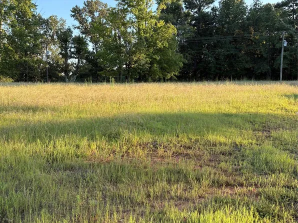 3336 University Dr, Lancaster, SC 29720