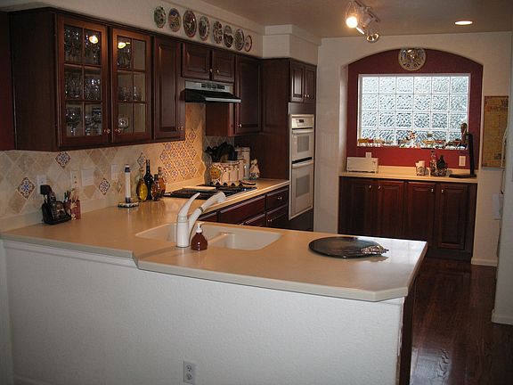 Gourmet kitchen with upgraded appliances