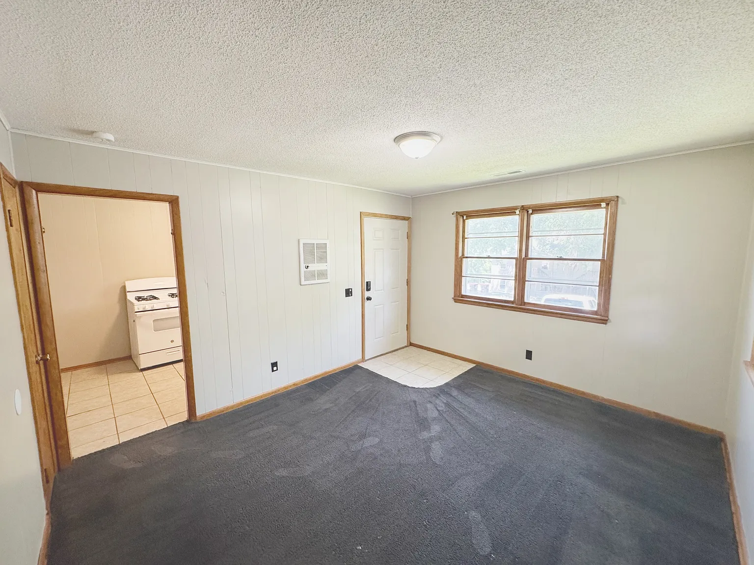 420 Jackson St, Warrensburg, MO 64093 - A — Photo 1
