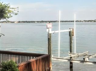 275 110th Ave APT A, Treasure Island, FL 33706