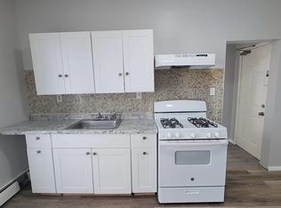 1104 Grove St #2A, Irvington, NJ 07111