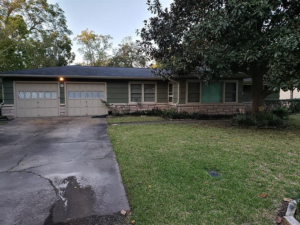 1st image of 2804 N Houston Dr