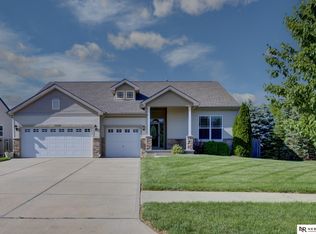 15608 Rosewater Pkwy, Bennington, NE 68007