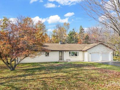 N3415 Four Seasons Dr, Iron Mountain, MI, 49801