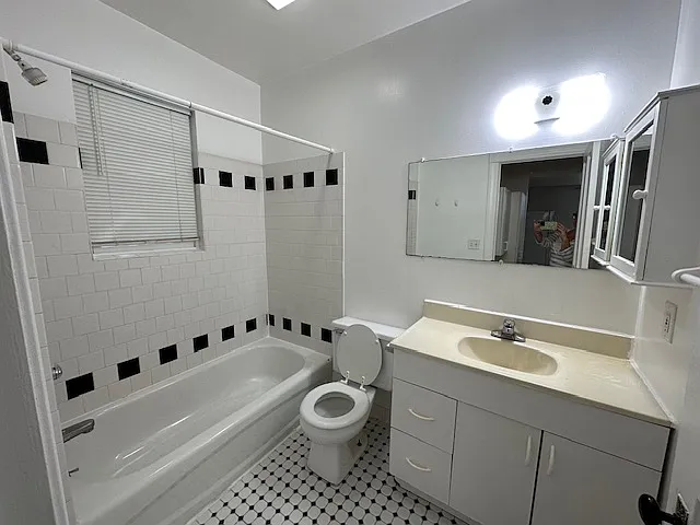 108 3rd St #1 — Photo 16