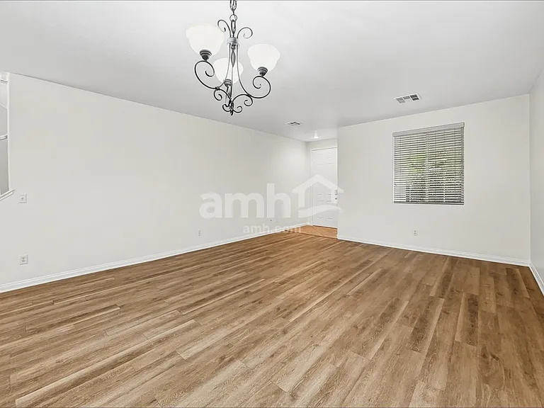 10432 Wellington Manor Ave — Photo 8