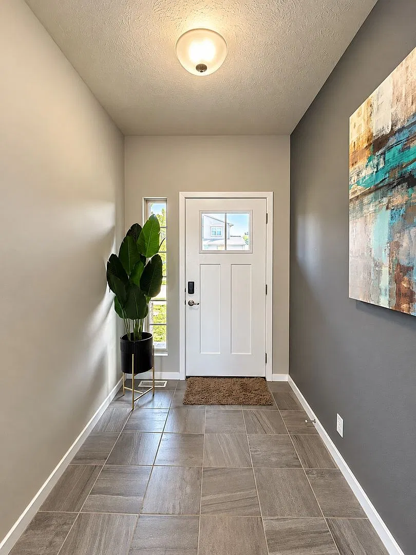 Room to Live, Work & Grow in Elkhorn! 5 Bedroom 3.5 Bath House! — Photo 2