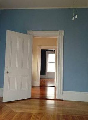 2nd image of 5 Holten St APT 1
