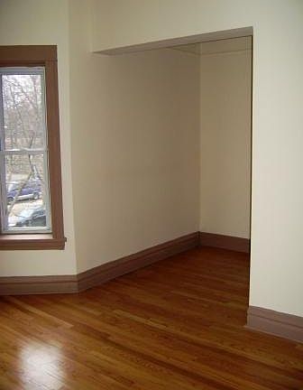 3rd image of 1336 W Farwell Ave #2