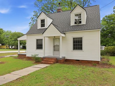 1001 S 9th St, Lillington, NC, 27546