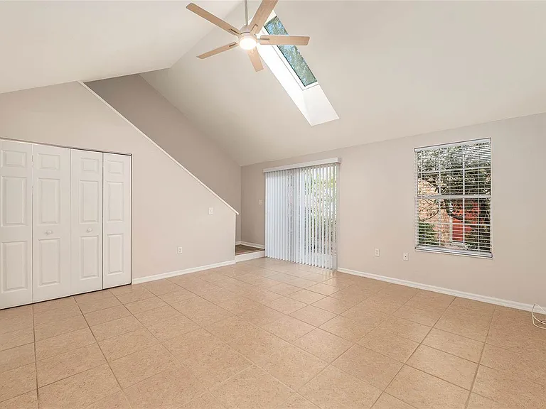 9755 SW 52nd Rd — Photo 20