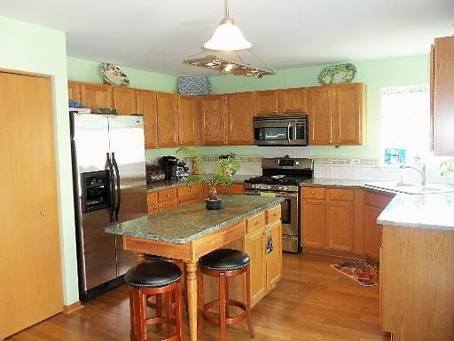 5th image of 2710 Spinnaker Dr