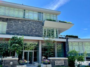 768 Arthur Erickson Pl #402, West Vancouver, BC