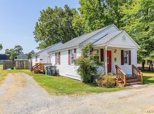 300 Mac Murdo St, Ashland, VA 23005