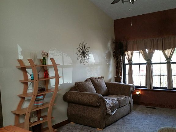 5th image of 6252 Glen Shire Ln