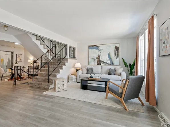 143 Oakland Court, Aurora, CO 80011