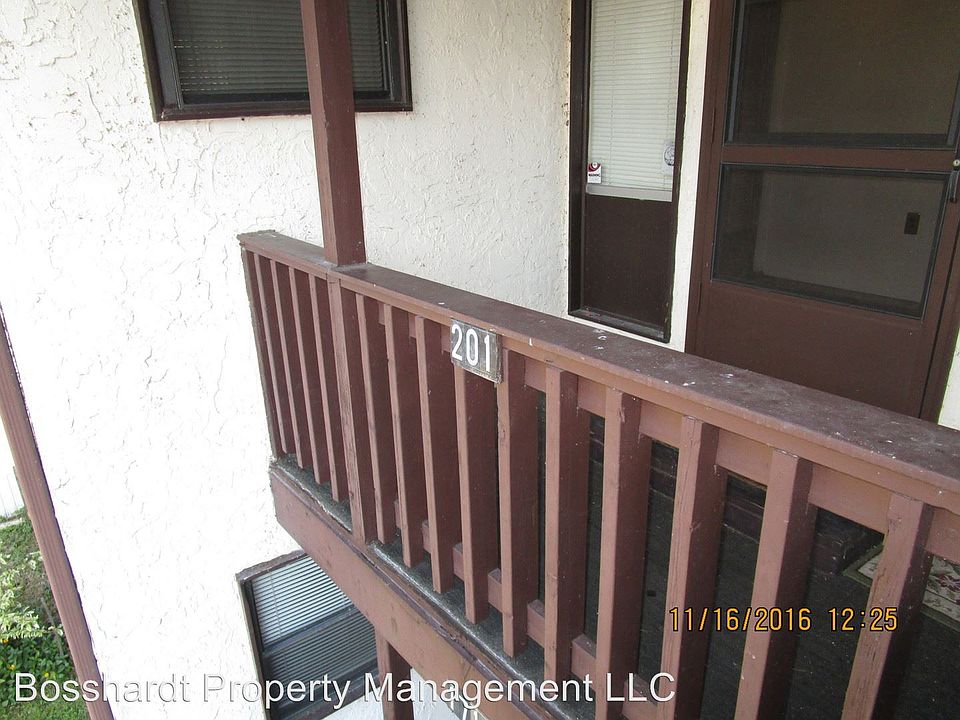 1st image of 17201 Sandalwood Dr